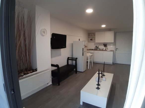 Cozy Kridari rental kitchen.